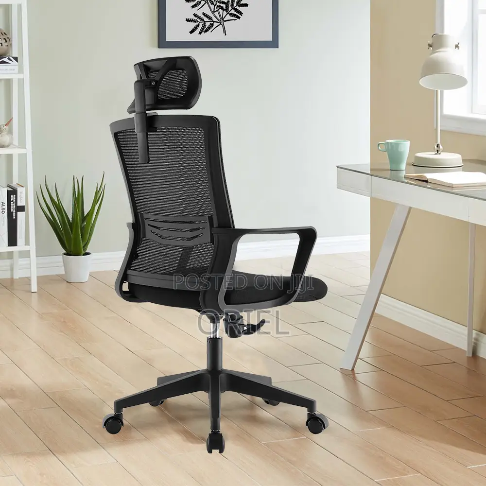 Office Chair : Black Mesh Office High-Back Chair