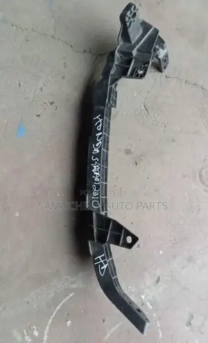 Headlight Bracket Honda Stream 2010