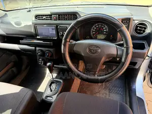 Toyota Probox 1.3 DX Comfort 2WD 2018 Silver