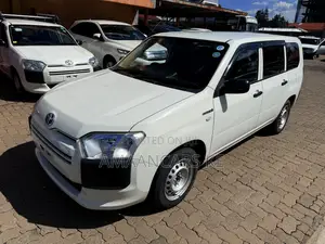 Toyota Succeed 2019 White