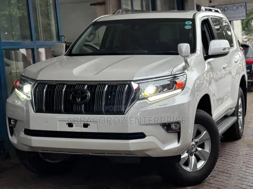 Toyota Land Cruiser Prado 2.8 2019 Pearl