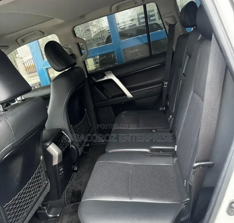 Toyota Land Cruiser Prado 2.8 2019 Pearl