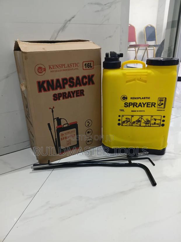 Kensplastic 16-Liter Manual Knapsack Sprayer