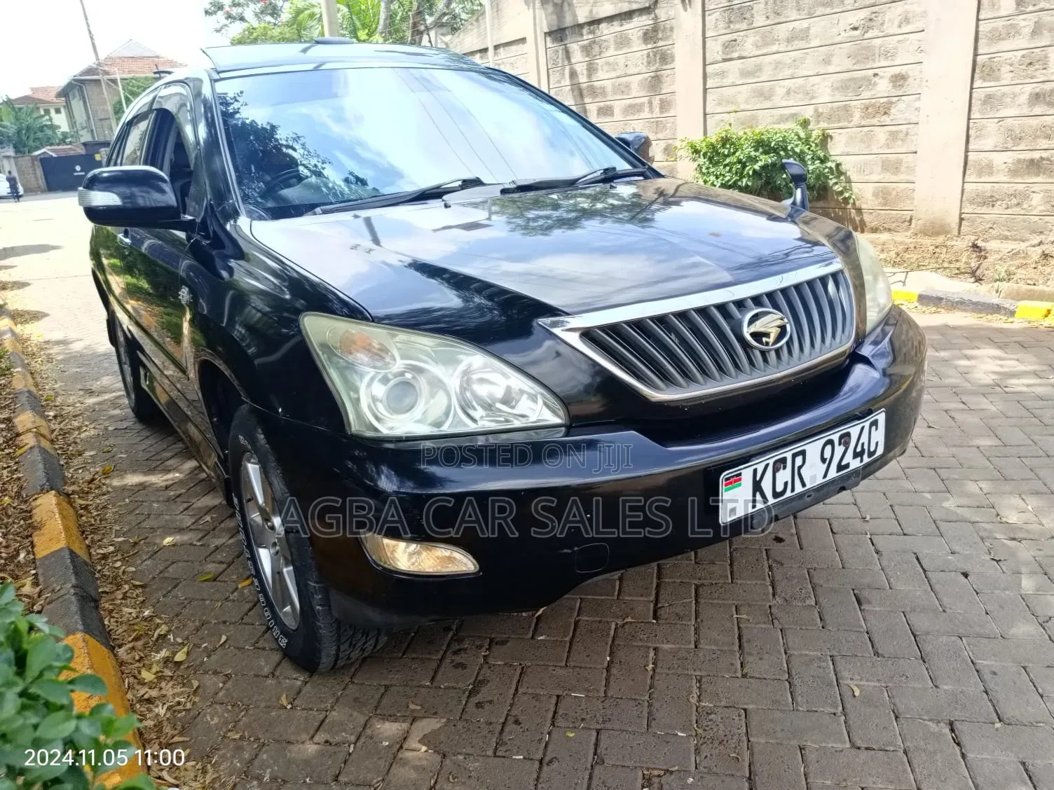 Toyota Harrier 2011 Black