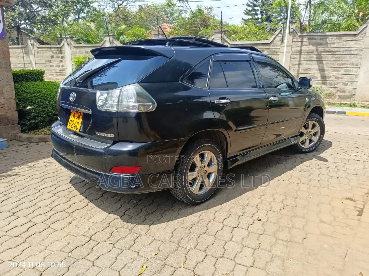 Toyota Harrier 2011 Black