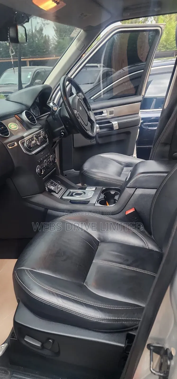 Land Rover Discovery 2015 Silver