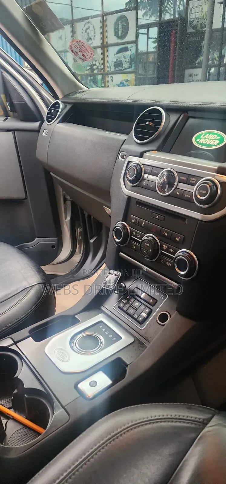 Land Rover Discovery 2015 Silver