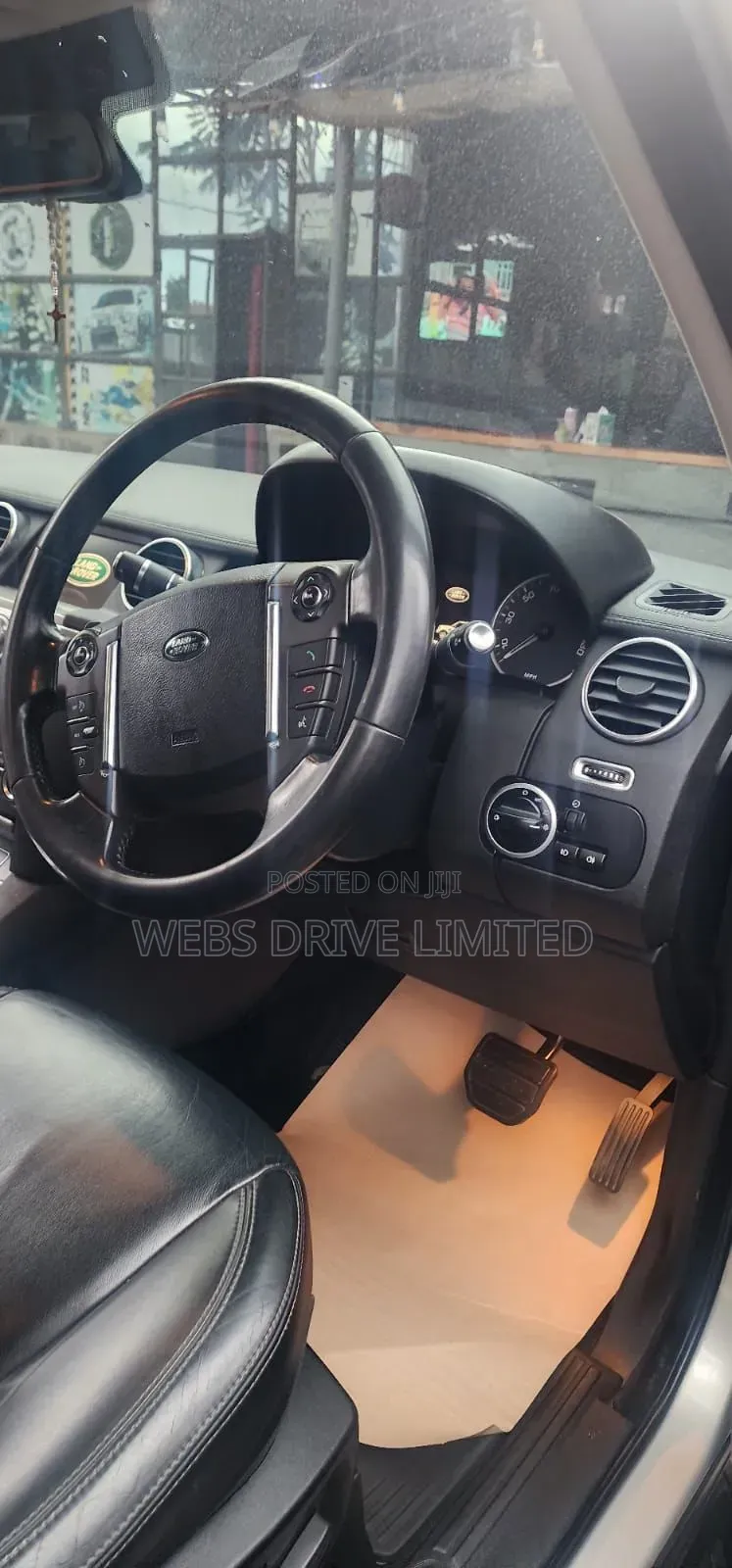 Land Rover Discovery 2015 Silver