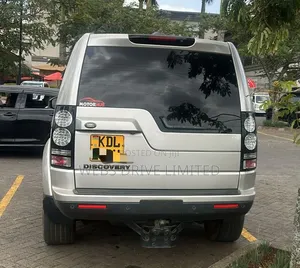 Land Rover Discovery 2015 Silver