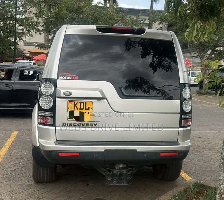 Land Rover Discovery 2015 Silver