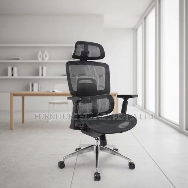 Office Mesh Seat With Footrest - thumbnail 4