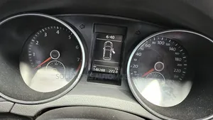 Volkswagen Golf GTI 2012 White