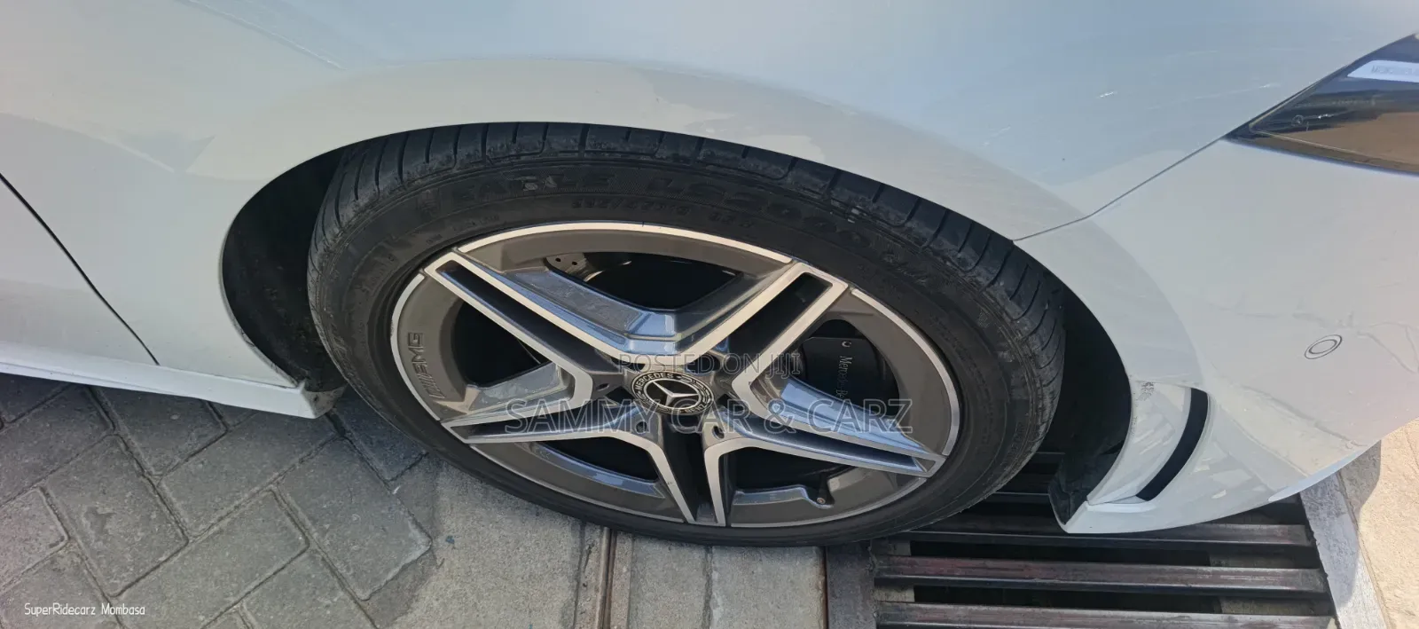 Mercedes-Benz A-Class 2019 White