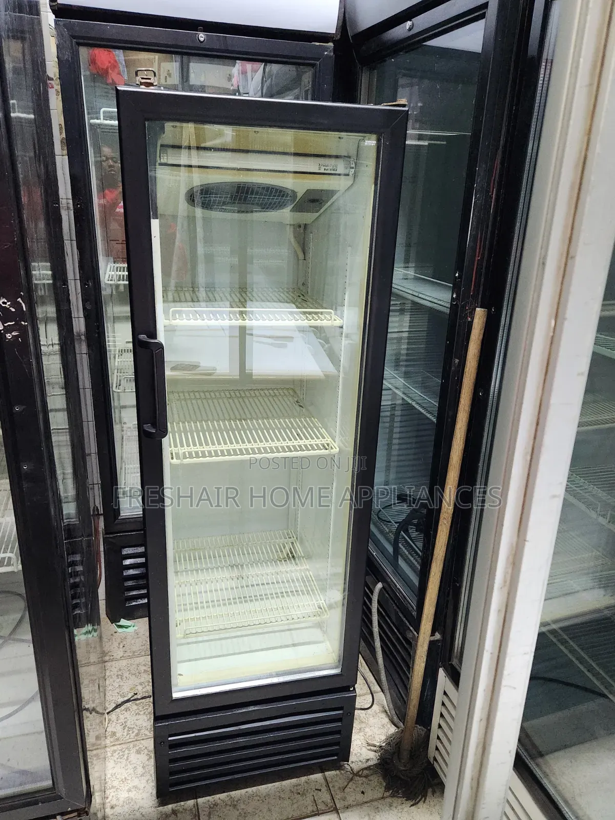 Mirror Display Refrigerator