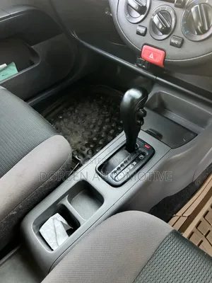 Nissan Advan 2015 Silver