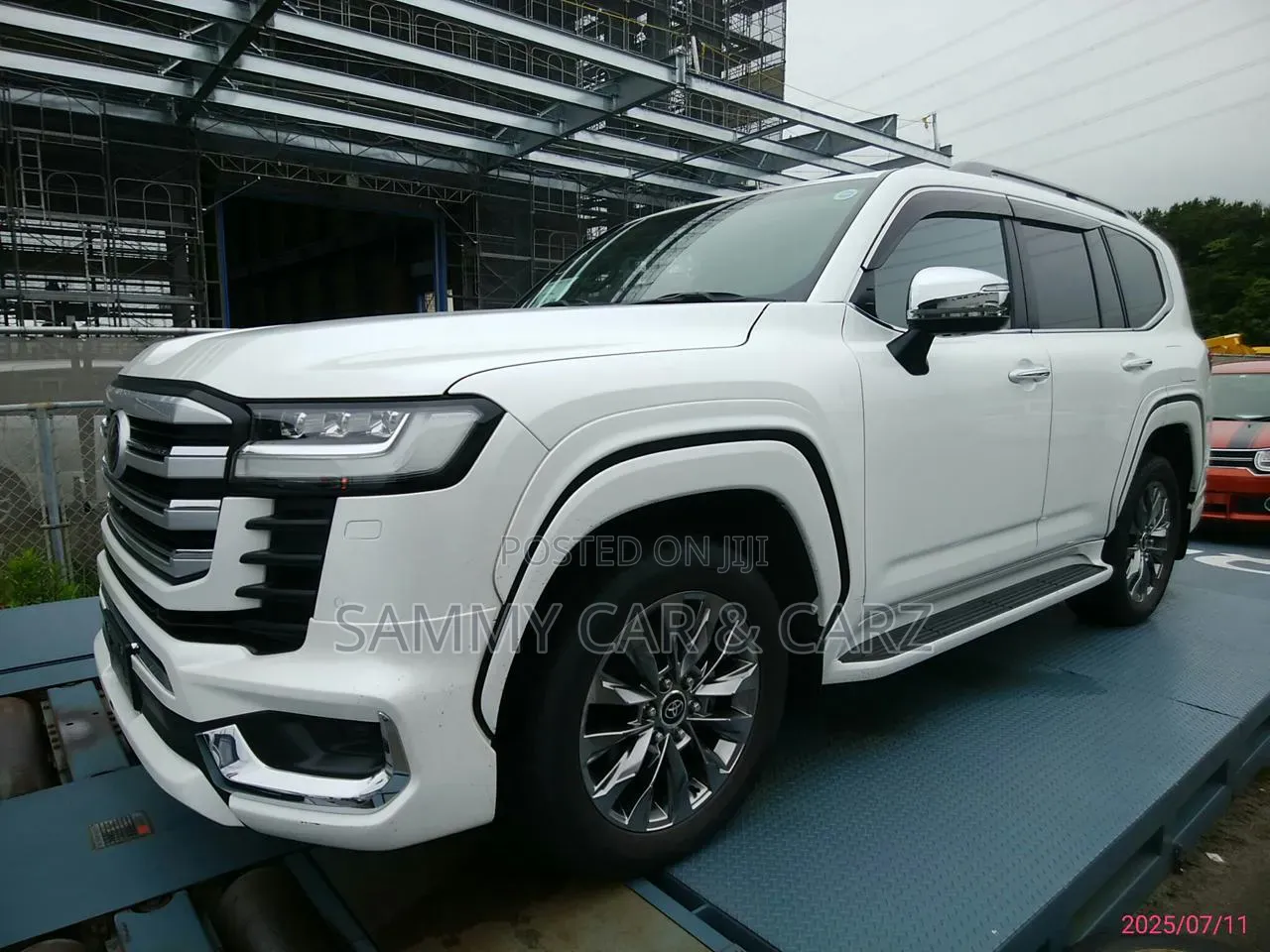 Toyota Land Cruiser 2022 White