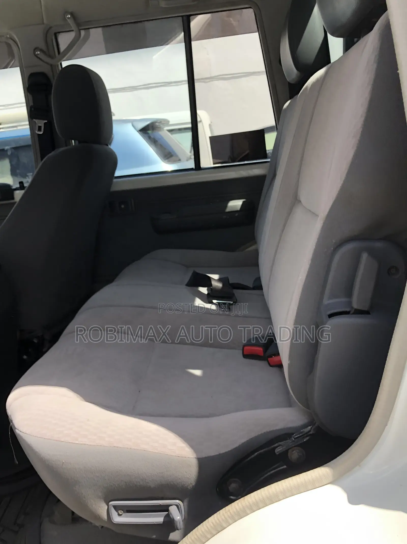 Toyota Land Cruiser 2025 White