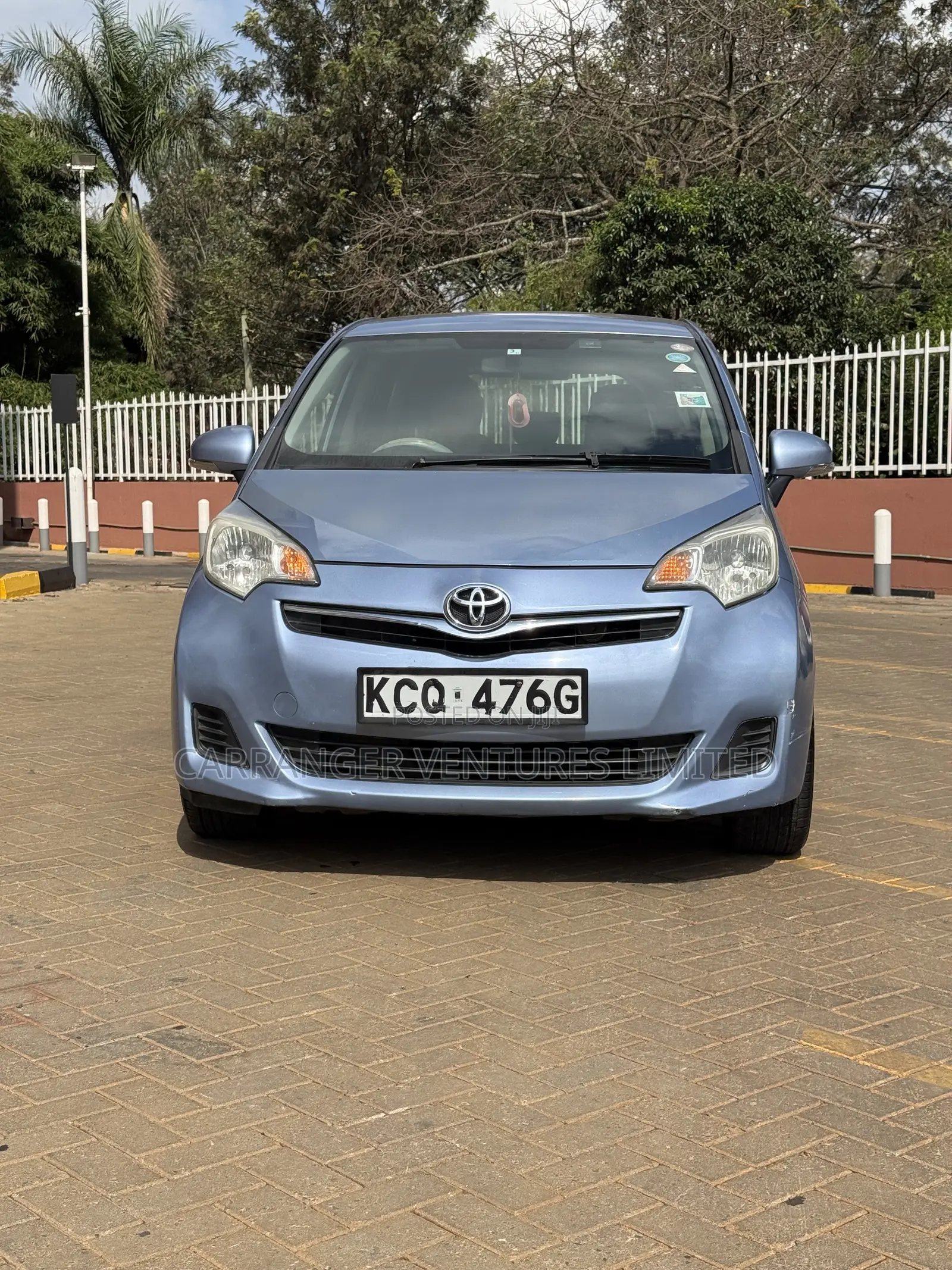 Toyota Ractis 2012 Blue