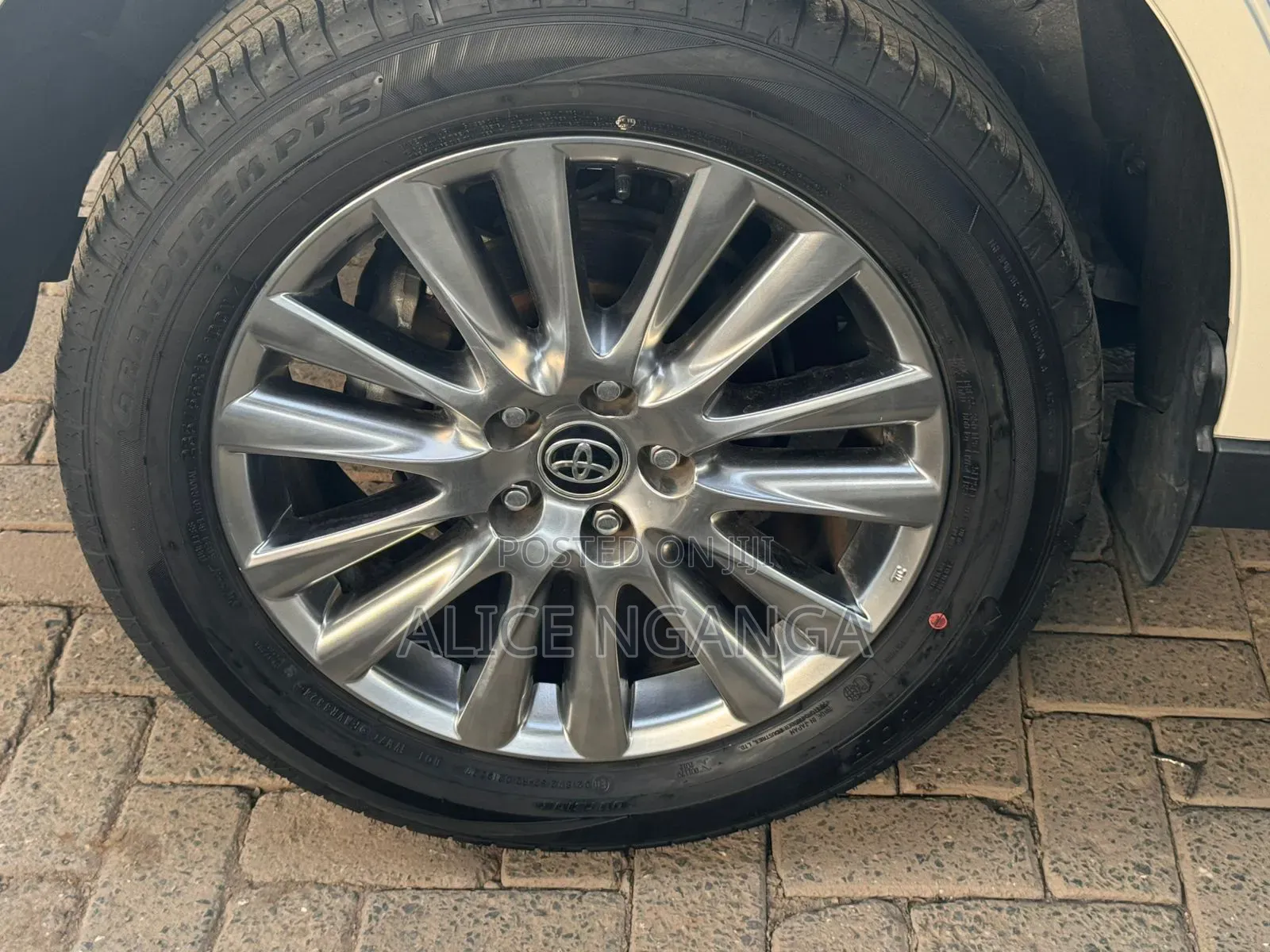 Toyota Harrier 2019 White