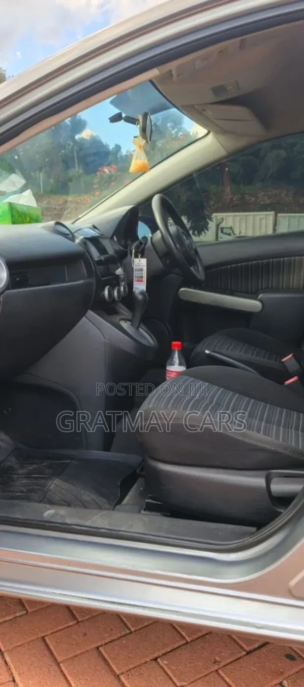 Mazda Demio 2011 Gray