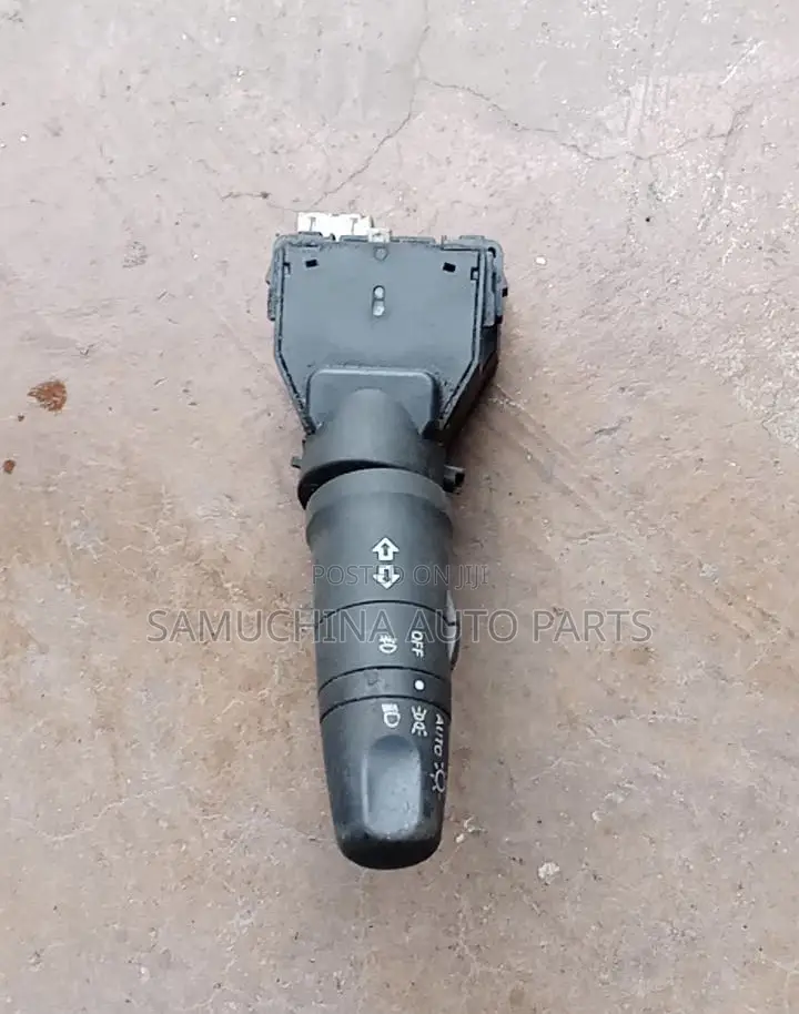 Headlight Switch Nissan Wingroad Y12