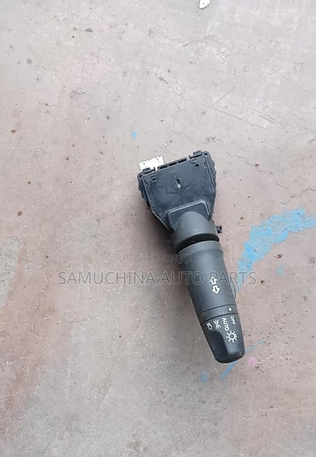 Headlight Switch Nissan X-Trail Nt30