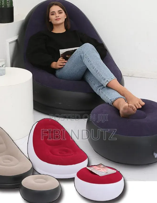 Inflatable Seat With Manual Pump