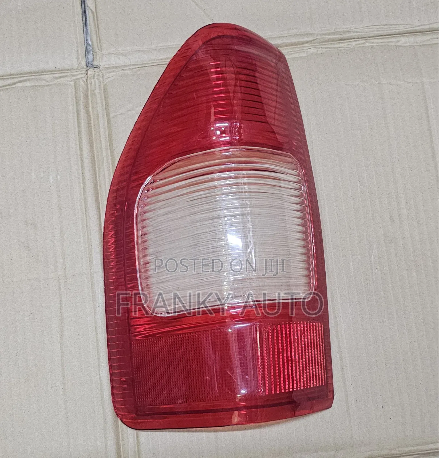 Tail Lens Dmax 2006