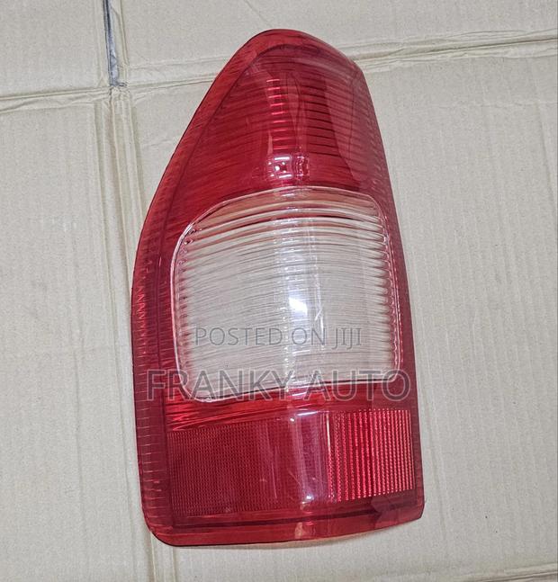 Tail Lens Dmax 2006