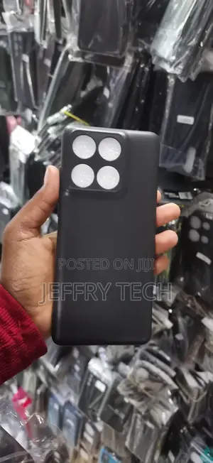 Motorola Edge 70 Prominent Square Camera Cutout Cover