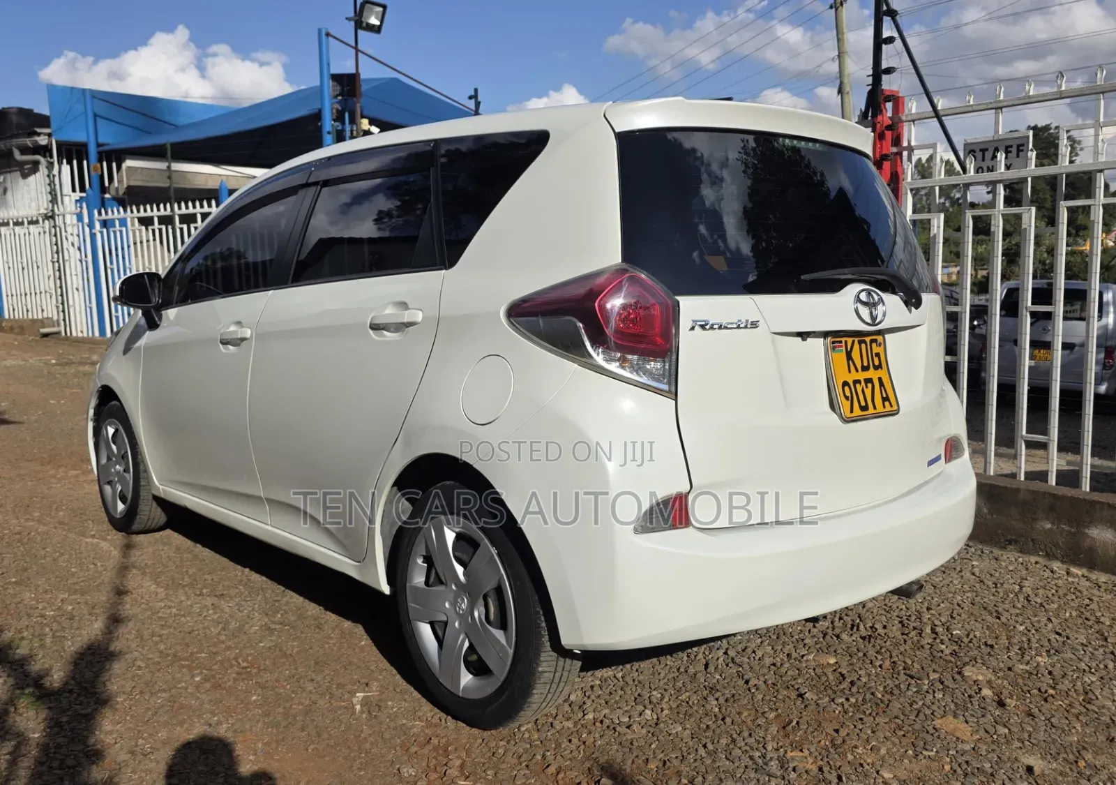 Toyota Ractis 2014 White