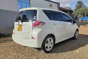 Toyota Ractis 2014 White