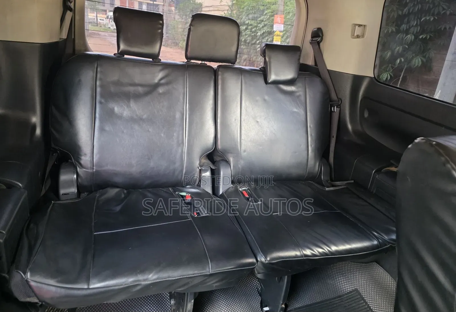 Toyota Voxy 2017 White
