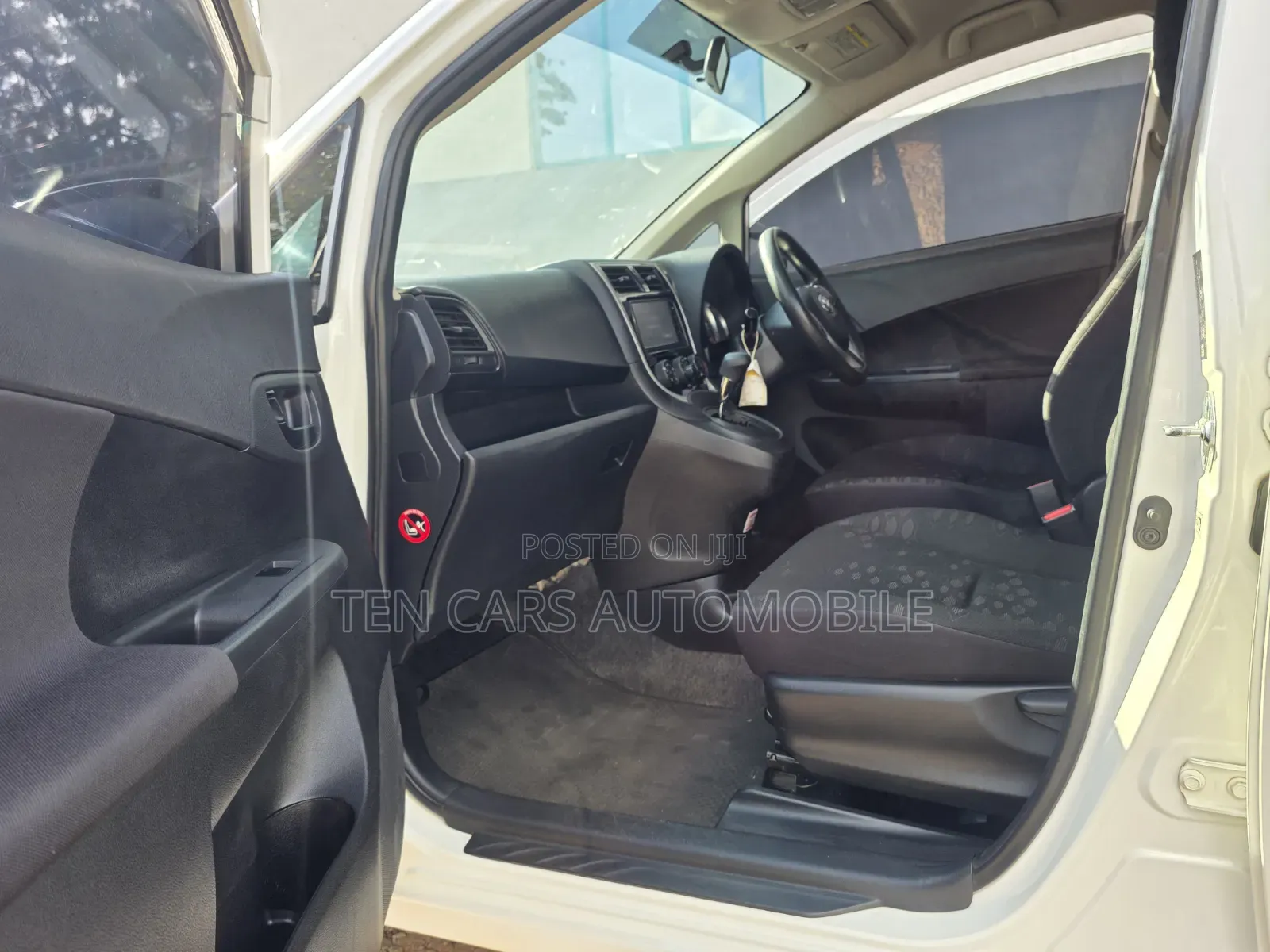 Toyota Ractis 2014 White