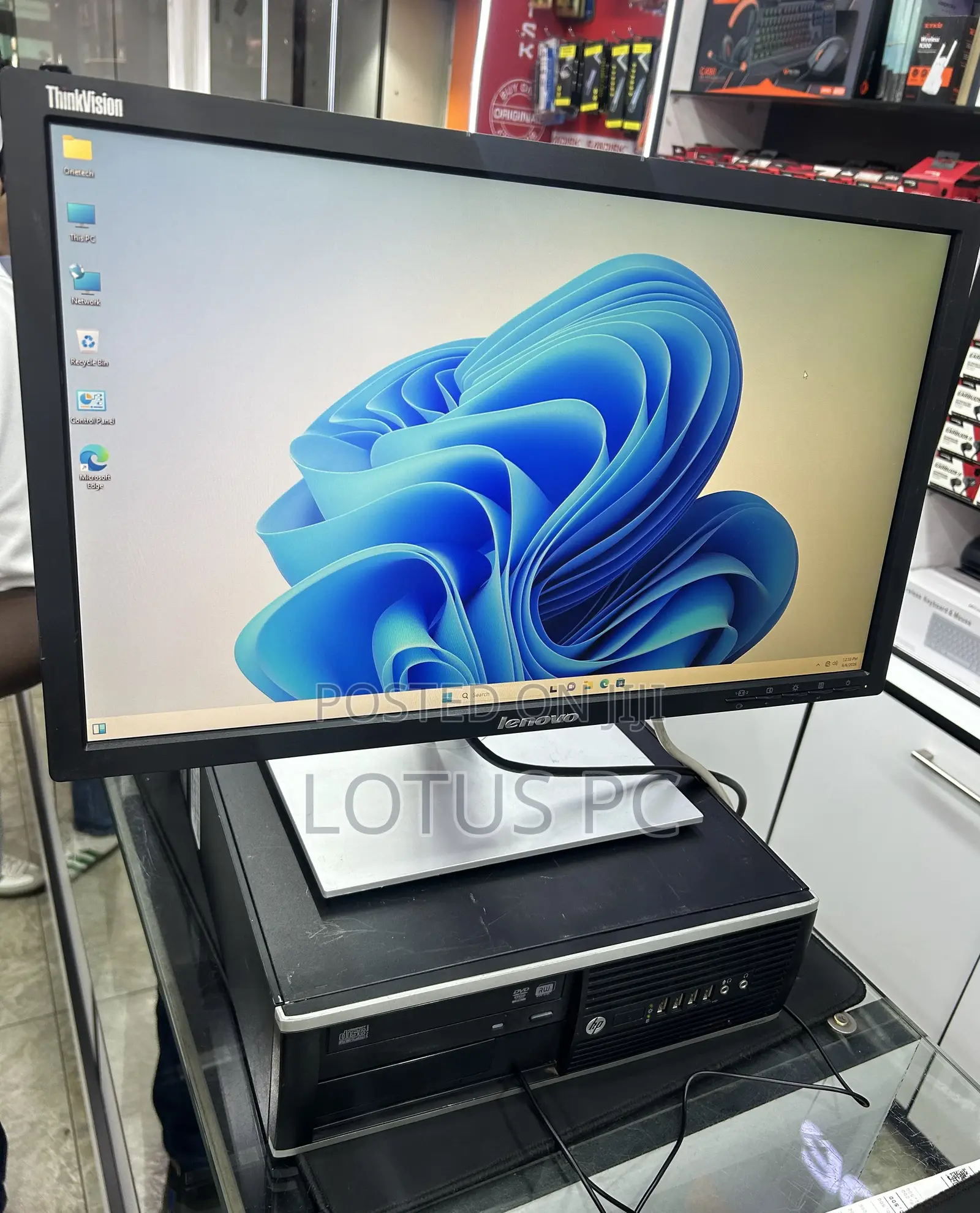 Desktop Computer HP Z4 4GB Intel Core i5 HDD 500GB