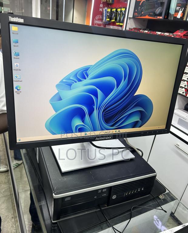 Desktop Computer HP Z4 4GB Intel Core i5 HDD 500GB