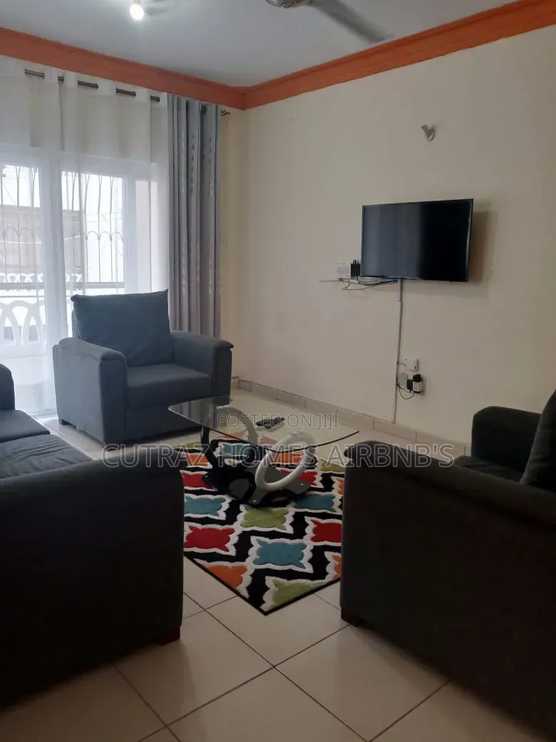 Four Bedrooms House With Swimming Pool.