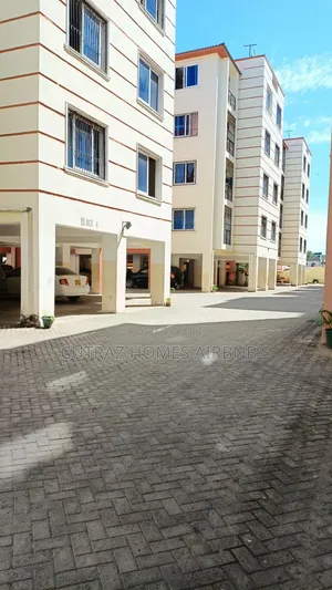 Four Bedrooms House With Swimming Pool.