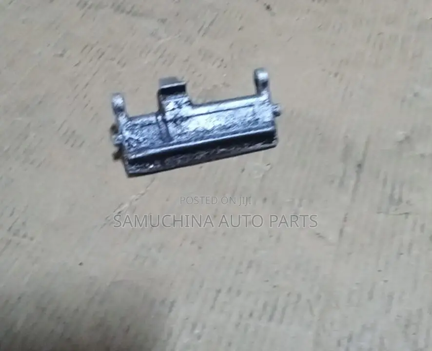 Boot Handle Nissan Wingroad