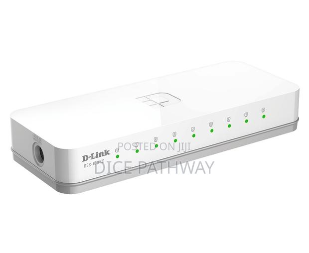 D-Link Des-1008cb 8 Port 10100base-T Unmanged Switch - thumbnail 2