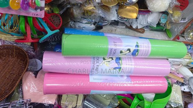 Yoga Mats With Multiple Colours