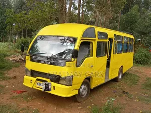 Isuzu NQR 2008 Yellow