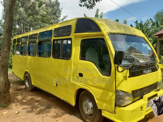Isuzu NQR 2008 Yellow - thumbnail 9
