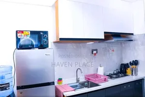 Kilimani Studio Airbnbs 
An Executive Studio