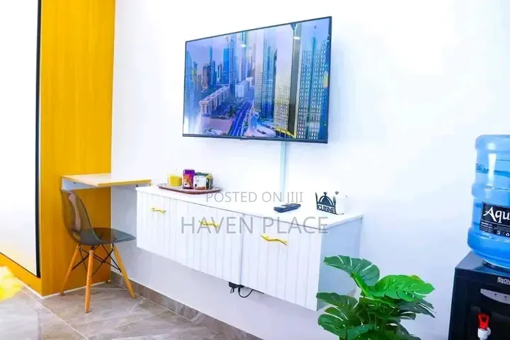 Kilimani Studio Airbnbs 
An Executive Studio