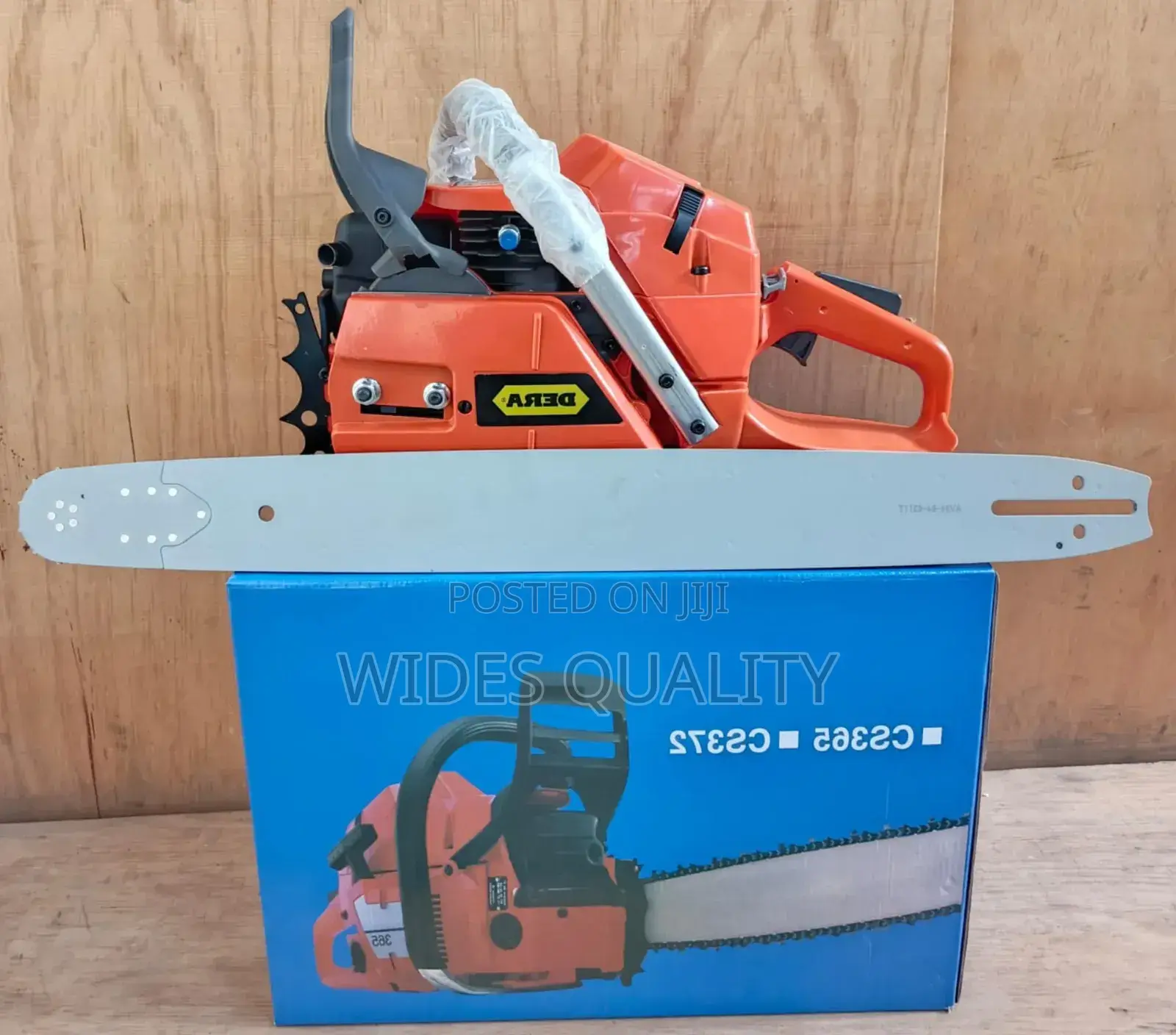 Dera Gasoline Chainsaw Machine