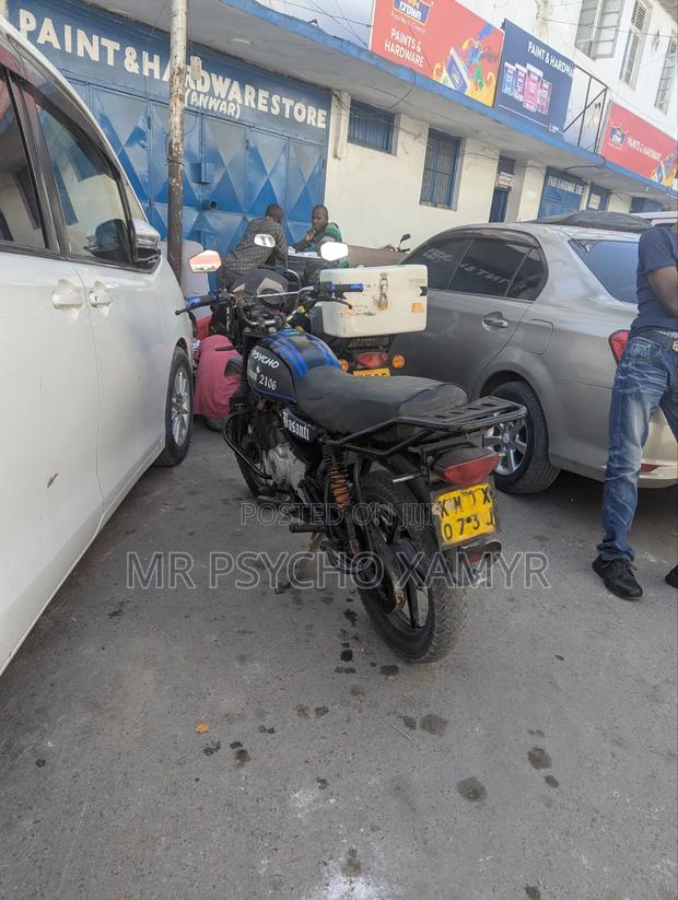 Bajaj Boxer 150 UG 2017 Red