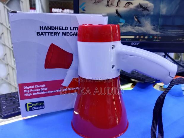 50w Handheld Lithium Battery Megaphone With 260-Second Hd Recorder