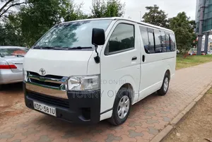 Toyota HiAce 2013 White