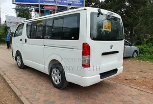 Toyota HiAce 2013 White
